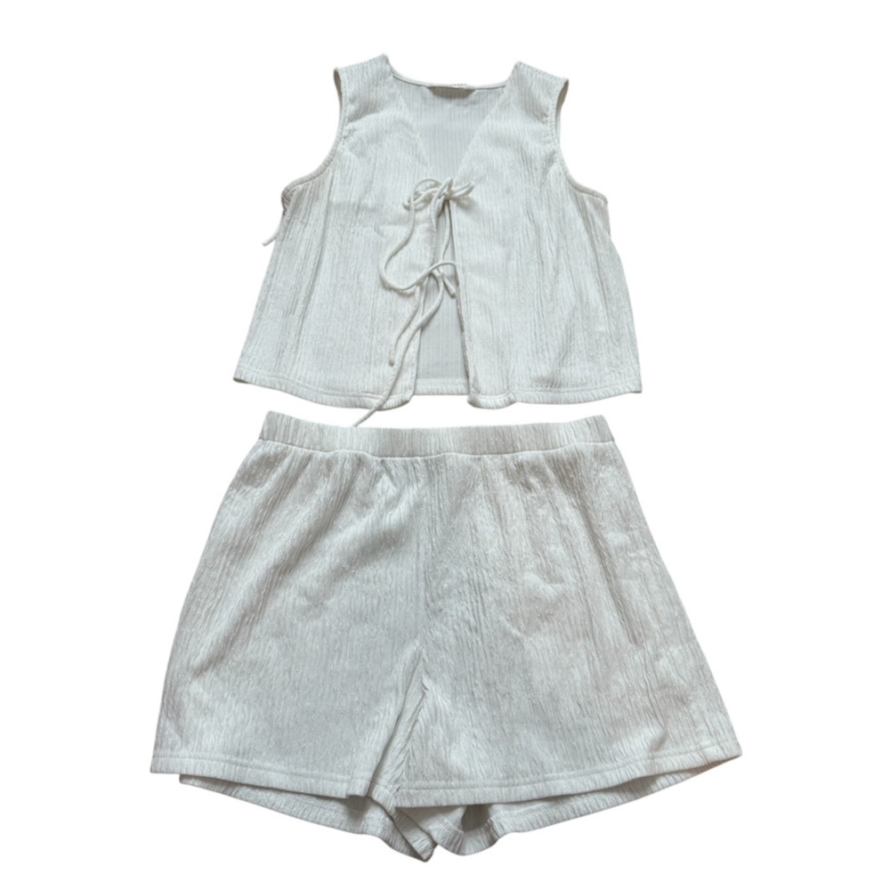 Commense White Short and Tie Front Tank Set